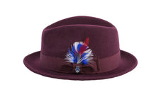 Load image into Gallery viewer, Ferrecci Brooks Soft 100% Australian Wool Felt Body with Removable Feather Fully Crushable burgundy hat Great for Travel
