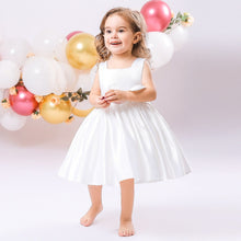 Load image into Gallery viewer, Big Bow Flower Girl Birthday Wedding Dress - # BAAA51110008
