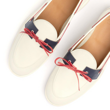 Load image into Gallery viewer, Men's Club Barca Yacht Loafer
