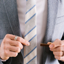 Load image into Gallery viewer, Benson Men's Tie
