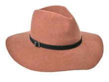Load image into Gallery viewer, Rancher Sophie Wool Felt
