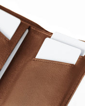 Load image into Gallery viewer, The Billfold - Saddle

