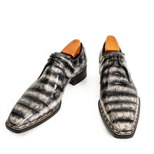 Load image into Gallery viewer, Black Croc-Pattern Norwegian Oxford

