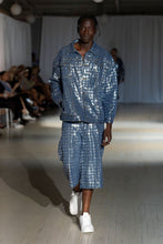 Load image into Gallery viewer, Bleu Sparked Denim Shorts

