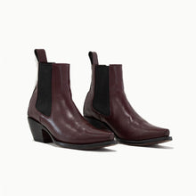 Load image into Gallery viewer, The Sandra Boot in Burgundy

