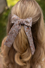 Load image into Gallery viewer, Briar Rose - Lady Hair Bow
