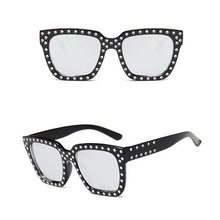 Load image into Gallery viewer, Sunglasses Women Crystal Decoration Sunglasses
