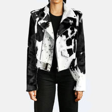 Load image into Gallery viewer, Woman Pony Hair Jacket
