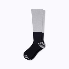 Load image into Gallery viewer, CloudCotton Compression Socks – Colorblock
