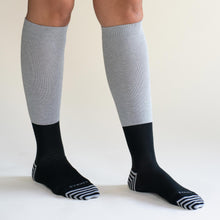 Load image into Gallery viewer, CloudCotton Compression Socks - 2 Pack
