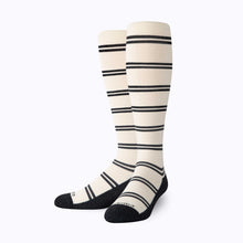 Load image into Gallery viewer, CloudCotton Compression Socks
