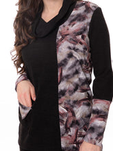 Load image into Gallery viewer, Bali Long Sleeve Printed Sweater 8220
