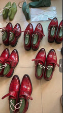 Load image into Gallery viewer, Style: Charlotte-Burgundy
