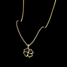 Load image into Gallery viewer, Clover Pendant - 14K Gold Onyx
