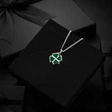 Load image into Gallery viewer, Clover Pendant - Malachite
