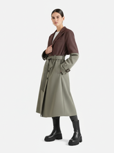 Load image into Gallery viewer, Color Block Windbreaker, Queens | Women - BYMANYC ® New York
