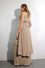 Load image into Gallery viewer, Escape to Milan Taupe Pleated Pants Set
