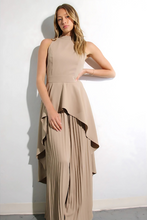 Load image into Gallery viewer, Escape to Milan Taupe Pleated Pants Set
