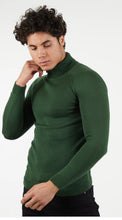Load image into Gallery viewer, Suslo Couture Turtle Neck Sweater | Hunter Green
