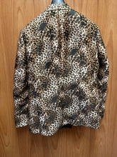 Load image into Gallery viewer, Moda Color Exclusive Cheetah Print Turkish Slim Fit 3-Piece Tuxedo Suit
