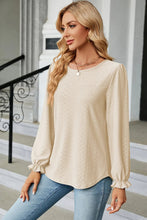 Load image into Gallery viewer, 🌸 Round Neck Flounce Sleeve T-Shirt
