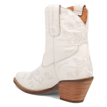 Load image into Gallery viewer, Dingo Sweetheart - Women&#39;s Leather Ankle Cowgirl Boots
