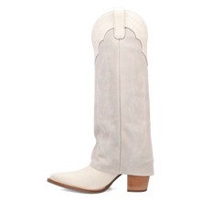 Load image into Gallery viewer, Dingo Wild Fire - Women&#39;s Leather Cowgirl Boots
