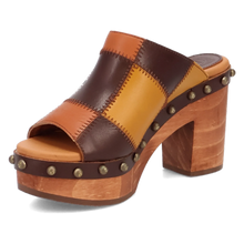 Load image into Gallery viewer, Dingo Mosaic - Women&#39;s Wooden Sandals
