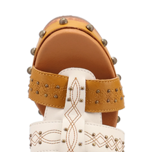 Load image into Gallery viewer, Dingo Chateau - Women&#39;s Wooden Sandals
