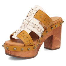 Load image into Gallery viewer, Dingo Chateau - Women&#39;s Wooden Sandals
