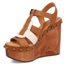 Load image into Gallery viewer, Dingo Cosmo - Women&#39;s Wooden Sandals
