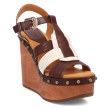 Load image into Gallery viewer, Dingo Cosmo - Women&#39;s Wooden Sandals
