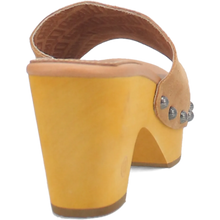 Load image into Gallery viewer, Dingo Beechwood- Womens Sandal
