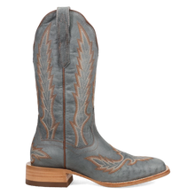 Load image into Gallery viewer, Dingo Denita - Women's Leather Cowgirl Boots

