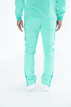 Load image into Gallery viewer, F5766 Frost High Fashion Fleece Set - Green
