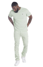 Load image into Gallery viewer, M335 Caspar Embossed Tee - Olive
