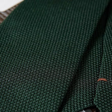 Load image into Gallery viewer, Foresta - Green Silk Grenadine Tie
