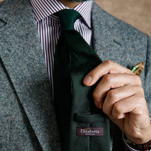 Load image into Gallery viewer, Foresta - Green Silk Grenadine Tie
