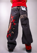 Load image into Gallery viewer, RM200B - Graphic Printed Baggy Jeans
