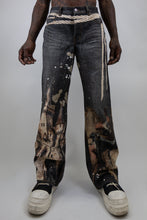 Load image into Gallery viewer, RM203B Castle - Graphic Printed Baggy Jeans
