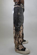 Load image into Gallery viewer, RM203B Castle - Graphic Printed Baggy Jeans
