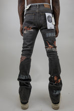 Load image into Gallery viewer, RM205SK - Graphic Printed Stacked Jeans
