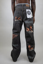 Load image into Gallery viewer, RM205B BABY - Graphic Printed Baggy Jeans
