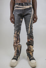 Load image into Gallery viewer, RM203SK - Graphic Printed Stacked Jeans

