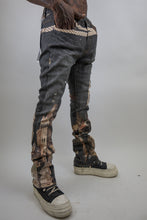Load image into Gallery viewer, RM203SK - Graphic Printed Stacked Jeans
