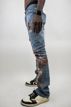 Load image into Gallery viewer, RM205SK - Graphic Printed Stacked Jeans
