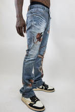 Load image into Gallery viewer, RM205SK - Graphic Printed Stacked Jeans

