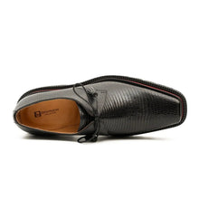 Load image into Gallery viewer, Derby shoes with thick soles, snake pattern embossing and tassels
