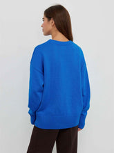 Load image into Gallery viewer, Drop-Shoulder Wide-Edges Sweater | NCS
