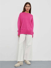 Load image into Gallery viewer, Drop-Shoulder Wide-Edges Sweater | NCS
